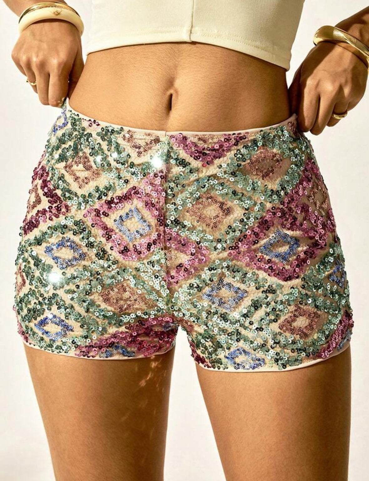 Easelle Short près du corps avec motif géométrique pailleté