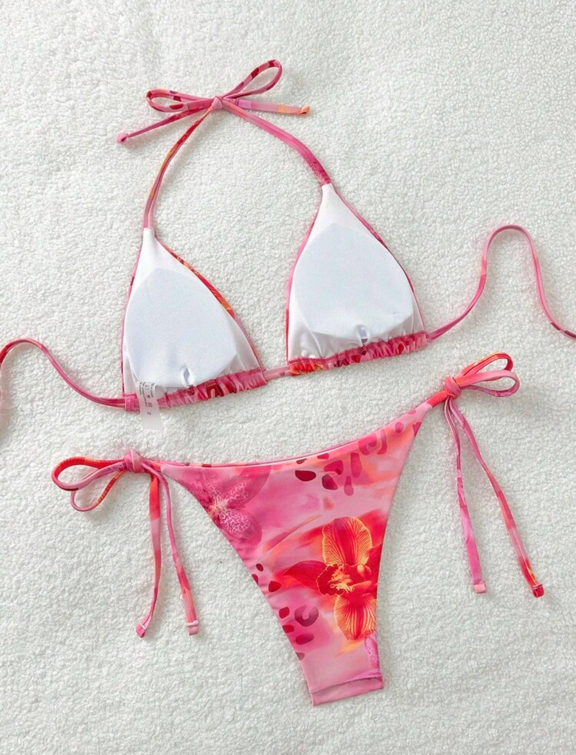 Soleia Nouveau bikini 2 pièces style resort de plage coloré