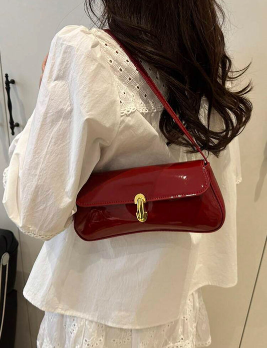 Sac d’épaule rouge bordeaux