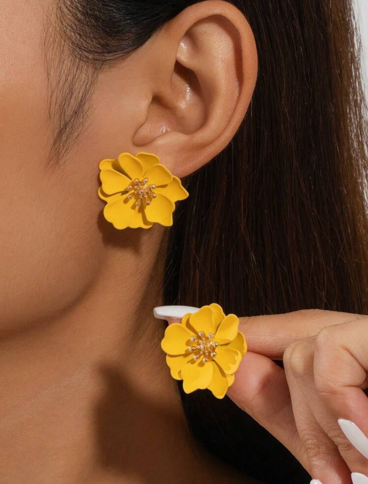 1 paire Boucles d'oreilles jaunes à motif floral