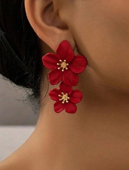 1 paire de boucles d'oreilles à pendentif floral