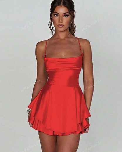 Robe à bretelles en satin unicolore