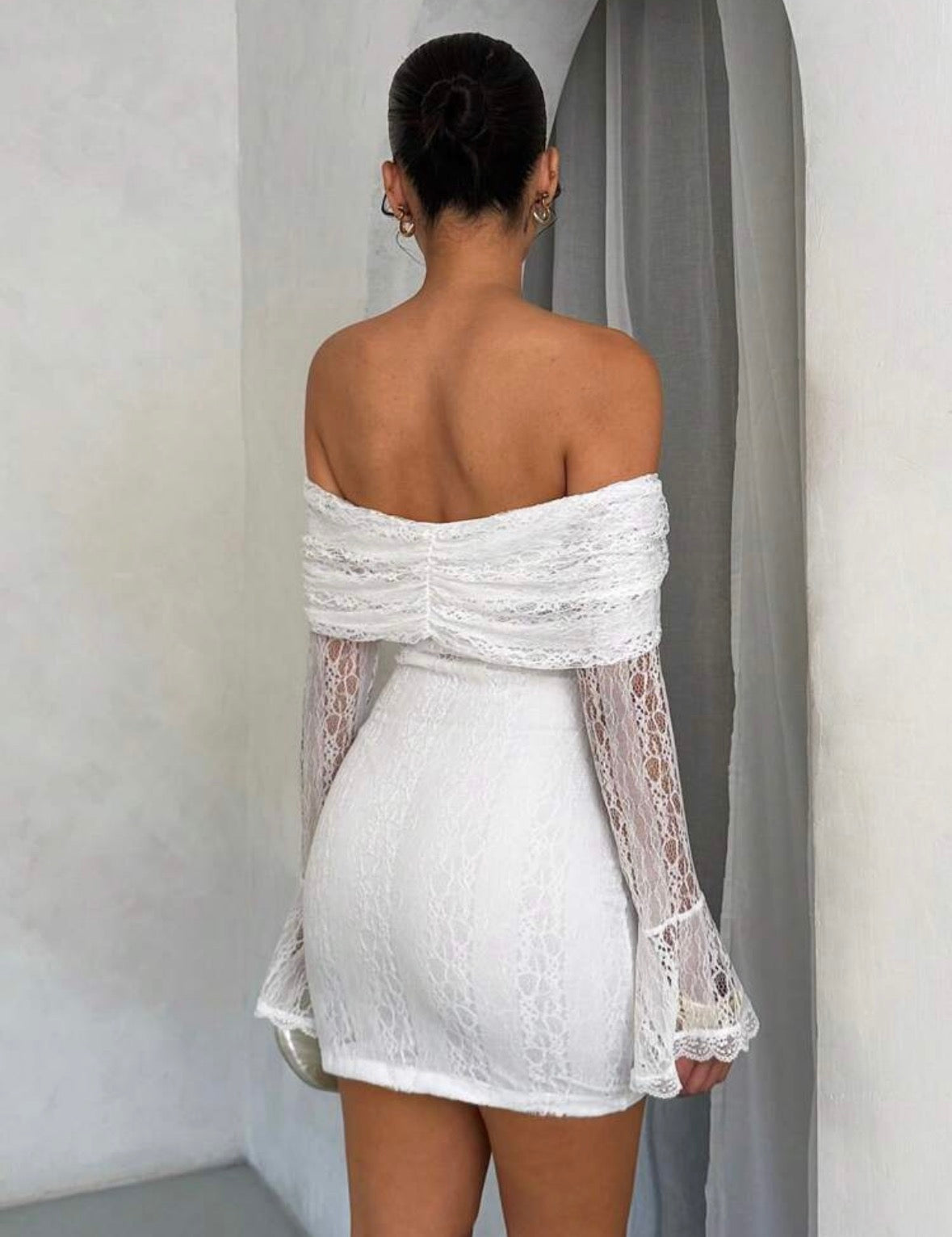 SHEIN BAE - Robe élégante et minimale pour femmes avec épaules dénudées, nœud papillon, bordure en dentelle